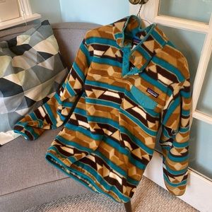 Patagonia pull over